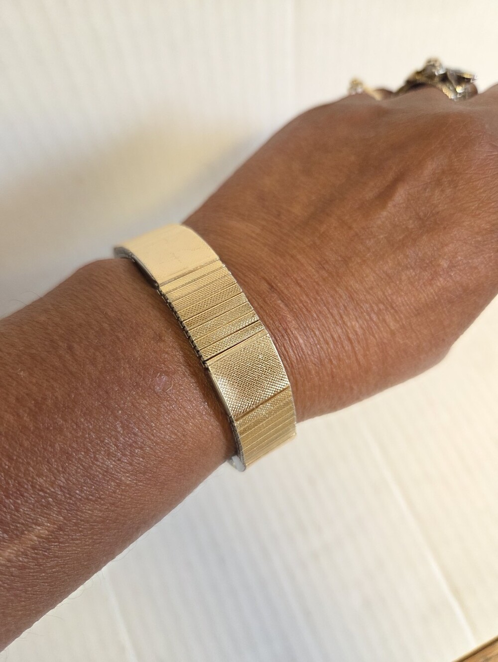 Vintage Aimante Gold-plated Magnetic Therapy Extension Stretch Bracelet